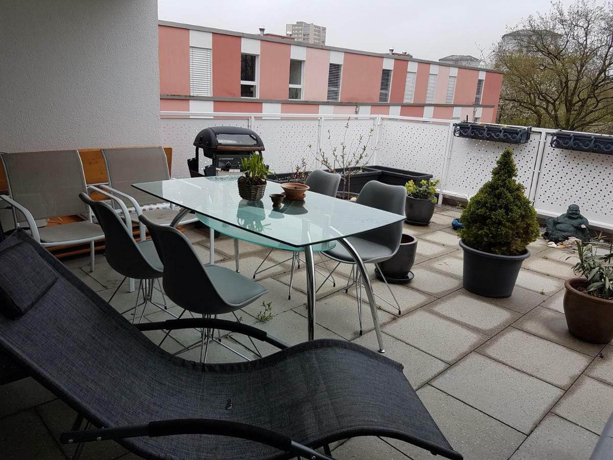 Zimmer In Penthouse-Wohnung Windisch المظهر الخارجي الصورة